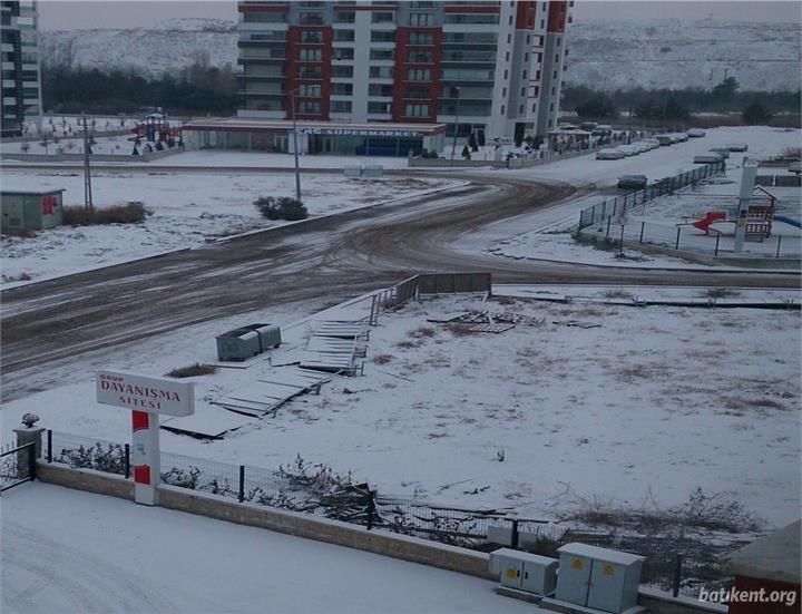 Batıkent'te Kar Manzaraları