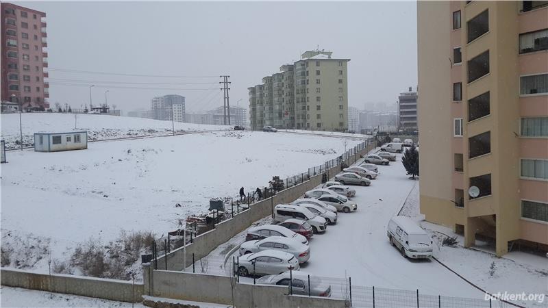 Batıkent'te Kar Manzaraları