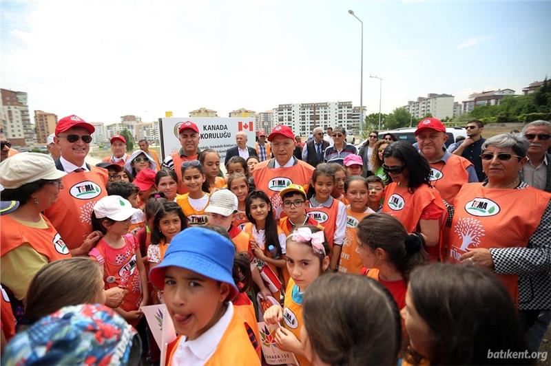 Batıkent'te Kanada’nın 150. Yılı anısına 150 ağaç