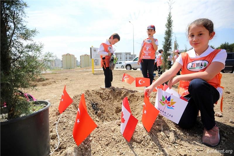 Batıkent'te Kanada’nın 150. Yılı anısına 150 ağaç