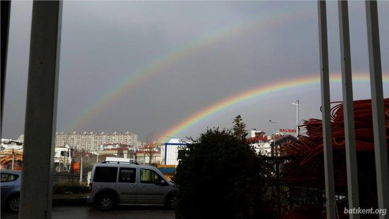 Batıkent'te gökkuşağı resitali