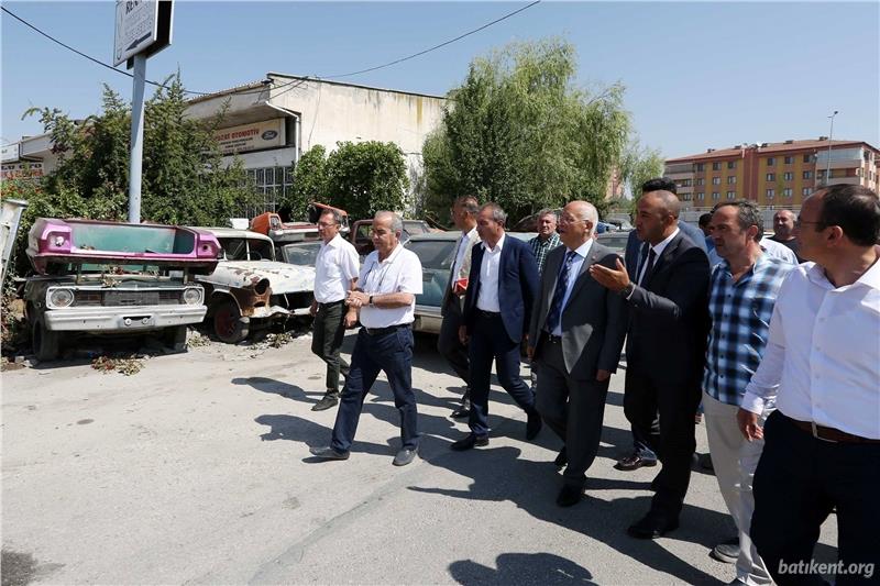 Başkent Oto Sanayi’nde görüntü kirliliğine son